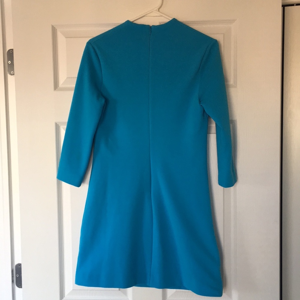 Blue Lilly Pulitzer dress. Size small. Worn once. - Picture 5 of 6